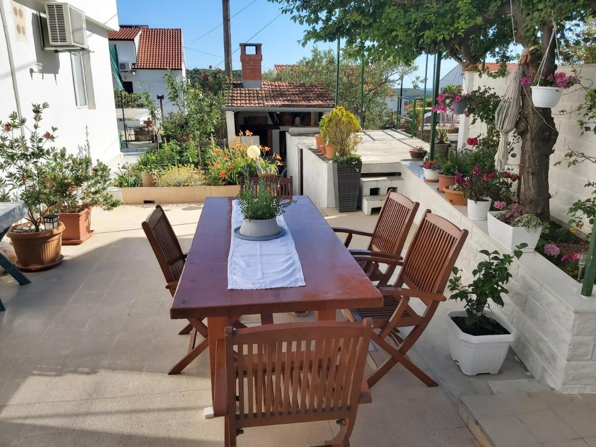 Apartments And Rooms With Parking Space Hvar - 13161 Hvar Town Bagian luar foto